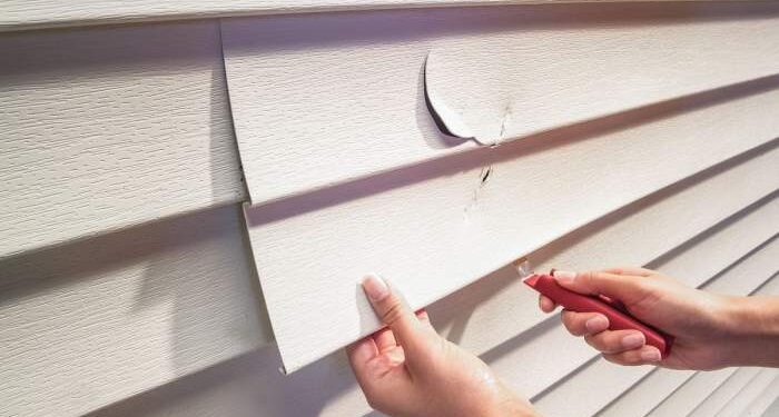 How to repair cracked and broken vinyl siding? | Hometalk
